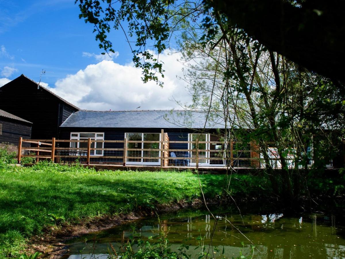 Baileys Farm Panzió Kings Walden Kültér fotó